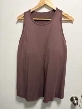 SheBird Freedom Racerback Bra Tank Women’s Size 8